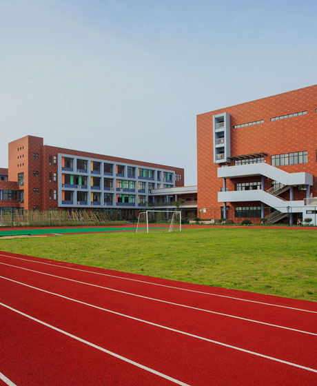 學校搬遷